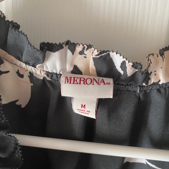 2/$18: Sleeveless Top with Tie Neck - Picture 3 of 5